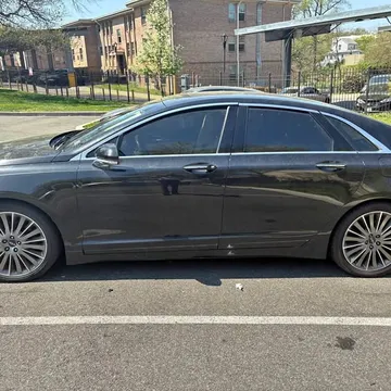 2013 Lincoln MKZ Black Label Sedan 4D