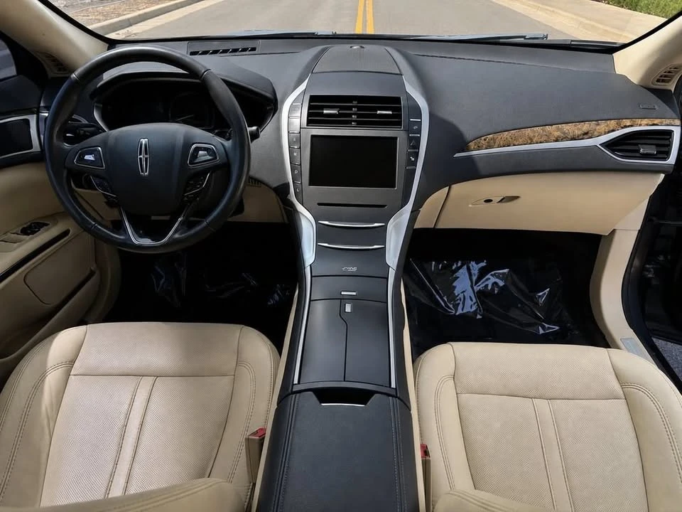 2013 Lincoln MKZ - Image 11 of 19