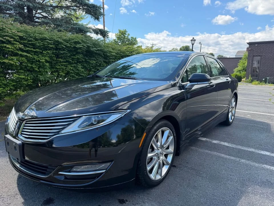 2013 Lincoln MKZ - Image 2 of 14