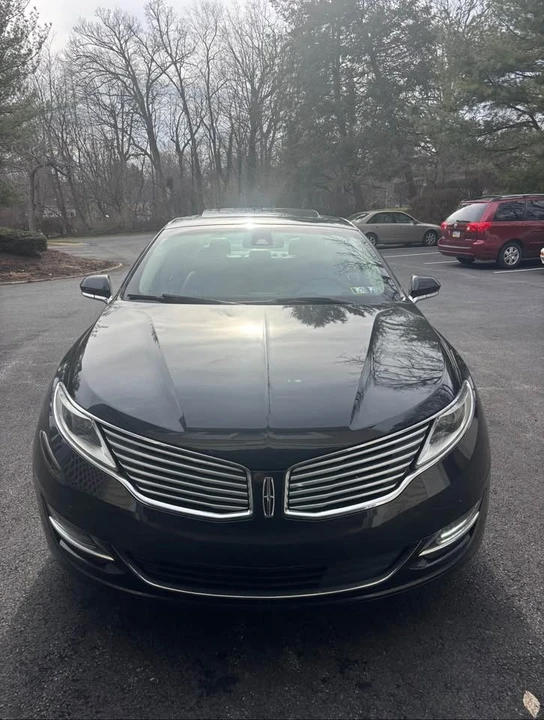 2013 Lincoln MKZ - Image 2 of 14