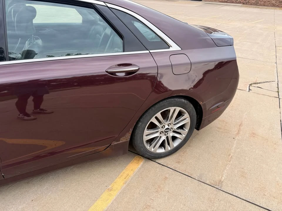 2013 Lincoln MKZ - Image 2 of 20