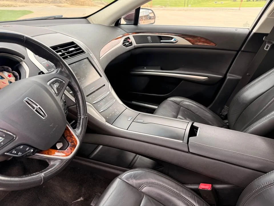 2013 Lincoln MKZ - Image 10 of 20