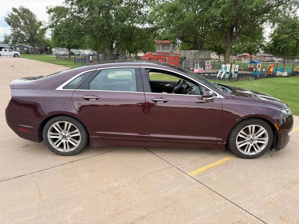 2013 Lincoln MKZ - Image 4 of 20