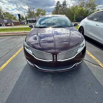 2013 Lincoln MKZ Sedan 4D