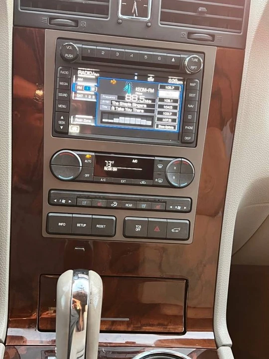 2013 Lincoln Navigator 3rd Gen - Image 10 of 20