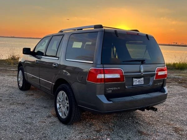2013 Lincoln Navigator 3rd Gen - Image 18 of 20