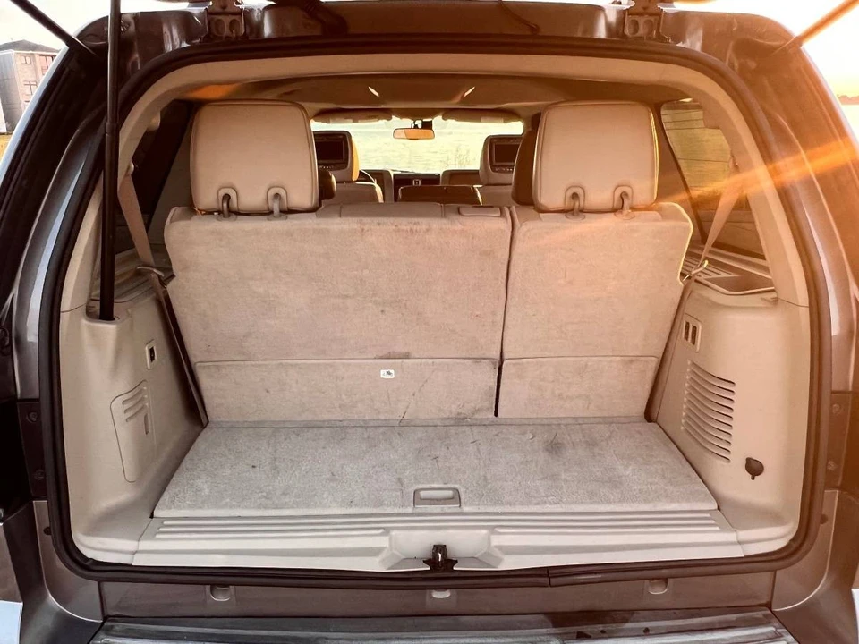 2013 Lincoln Navigator 3rd Gen - Image 16 of 20
