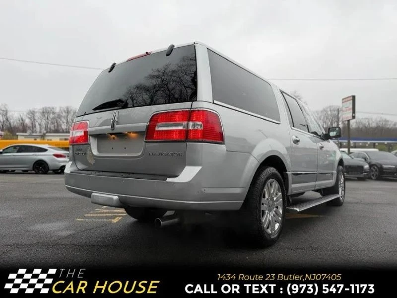 2013 Lincoln Navigator 3rd Gen - Image 9 of 12