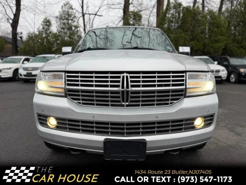 2013 Lincoln Navigator 3rd Gen - Image 2 of 12
