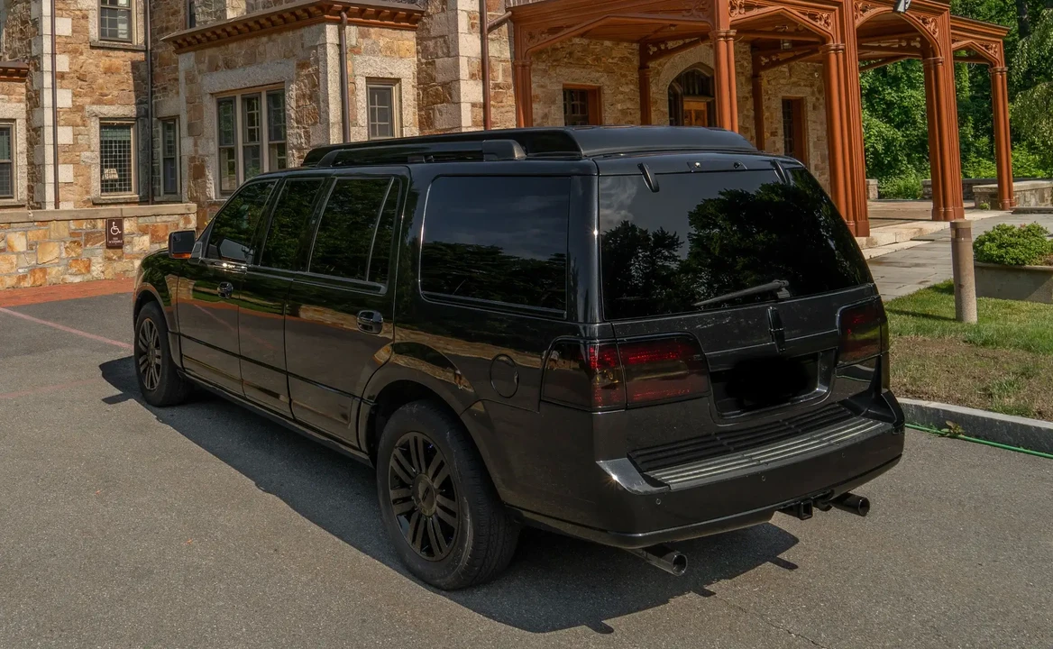 2013 Lincoln Navigator 3rd Gen - Image 5 of 6