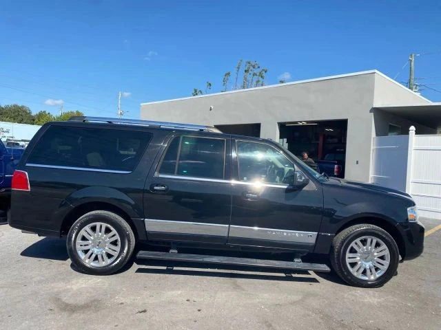 2013 Lincoln Navigator 3rd Gen - Image 5 of 21
