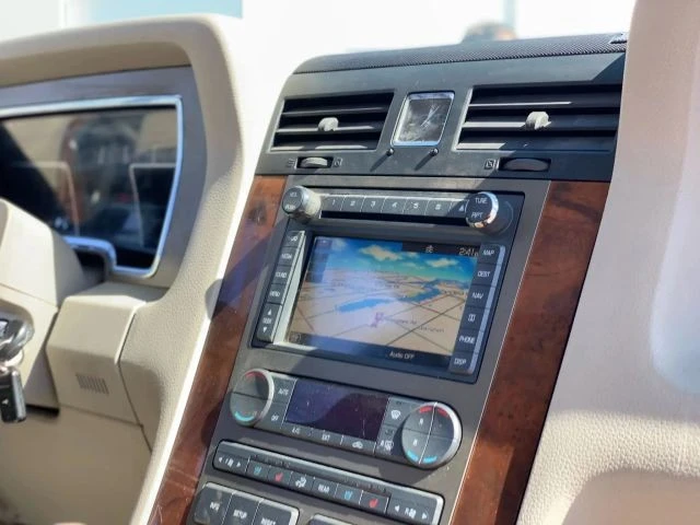 2013 Lincoln Navigator 3rd Gen - Image 13 of 21