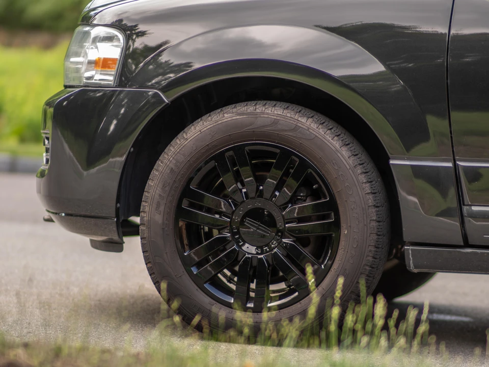 2013 Lincoln Navigator 3rd Gen - Image 21 of 31