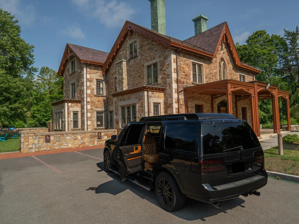 2013 Lincoln Navigator 3rd Gen - Image 9 of 31