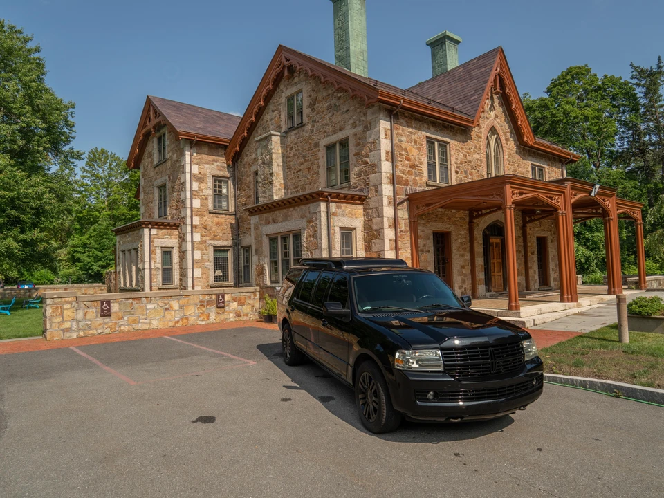 2013 Lincoln Navigator 3rd Gen - Image 12 of 31