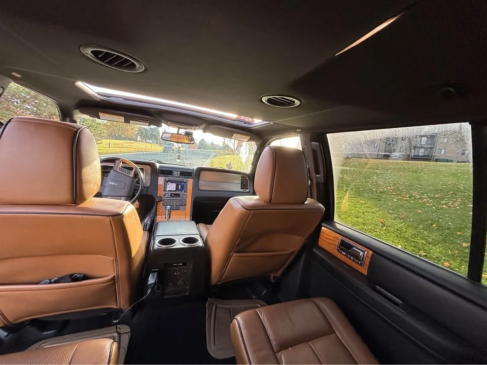 2013 Lincoln Navigator 3rd Gen - Image 8 of 15