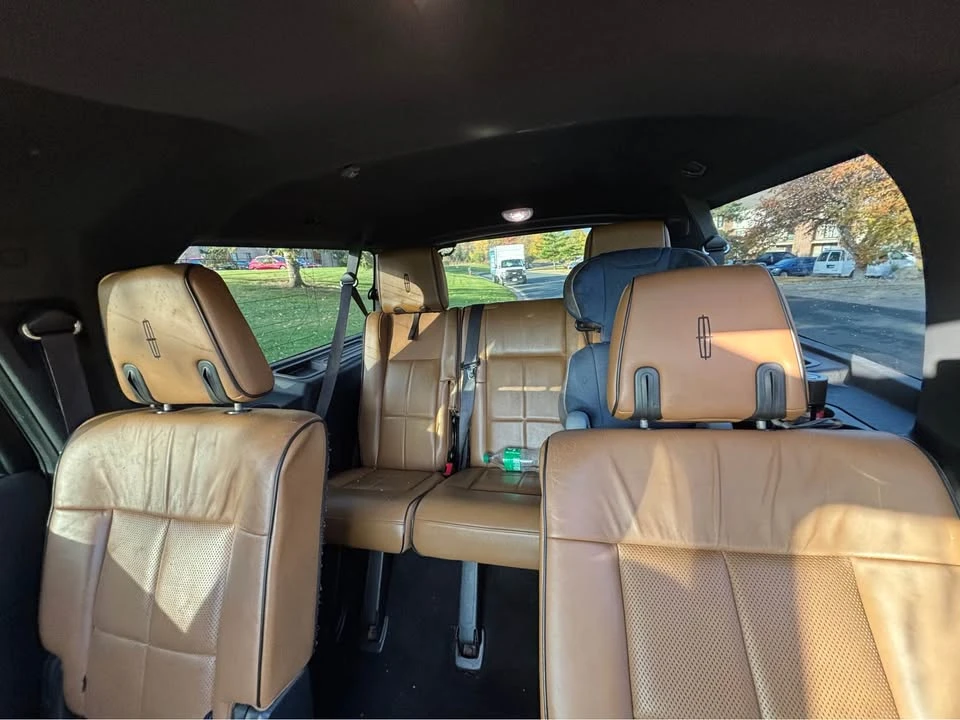 2013 Lincoln Navigator 3rd Gen - Image 9 of 15