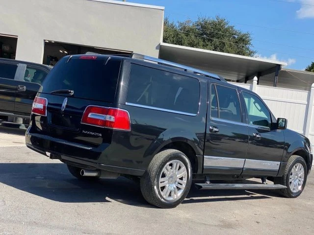 2013 Lincoln Navigator 3rd Gen - Image 4 of 12