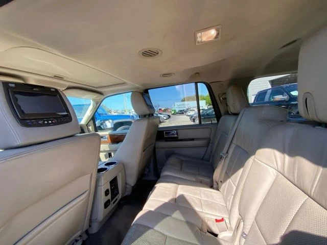 2013 Lincoln Navigator 3rd Gen - Image 9 of 12
