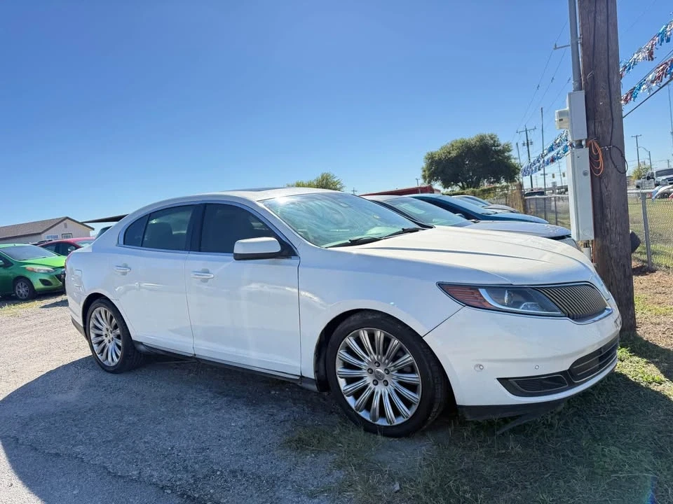 2013 Lincoln MKS - Image 2 of 12