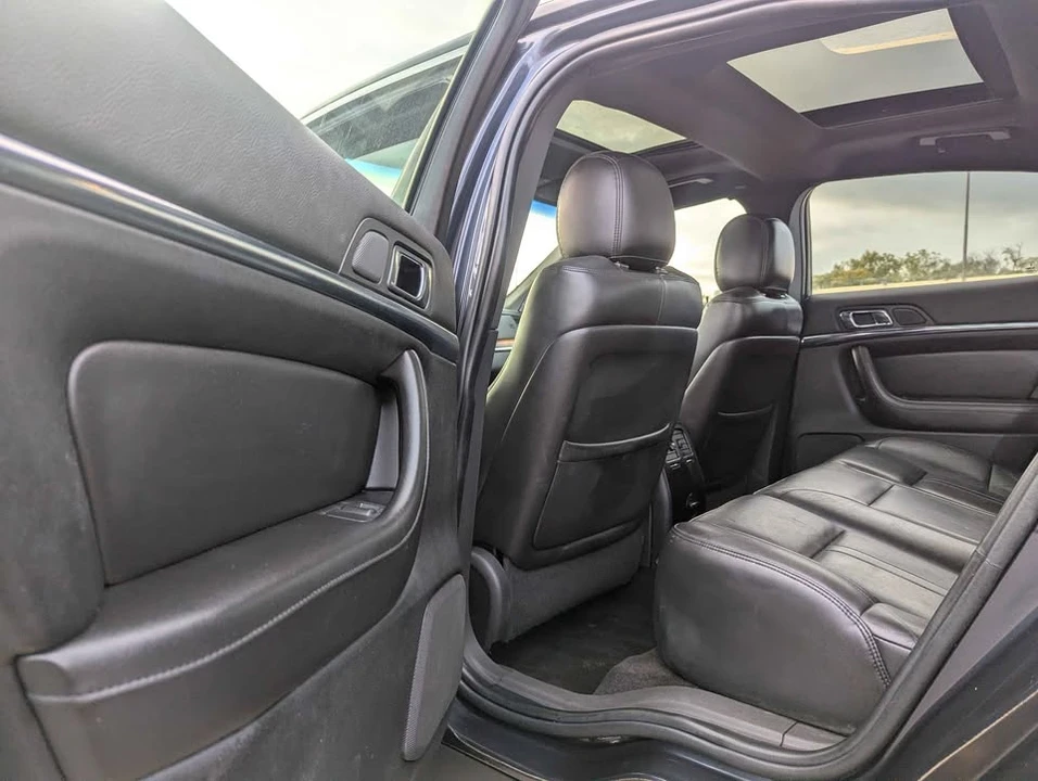 2013 Lincoln MKS - Image 6 of 9