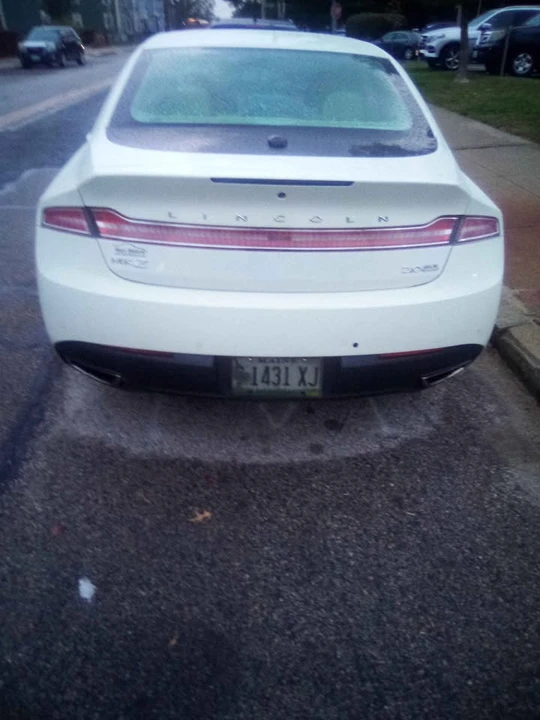 2013 Lincoln MKS - Image 7 of 8