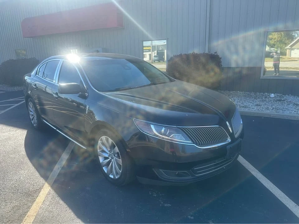 2013 Lincoln MKS - Image 10 of 17