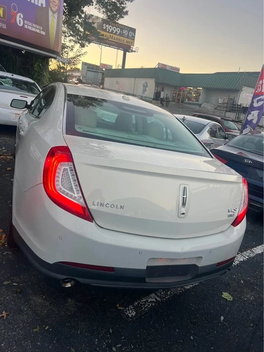 2013 Lincoln MKS - Image 15 of 15