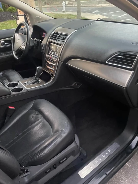 2013 Lincoln MKX - Image 5 of 9
