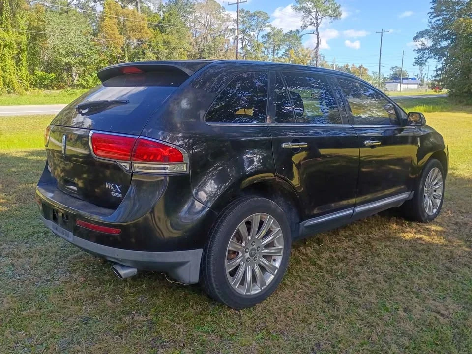 2013 Lincoln MKX - Image 5 of 15