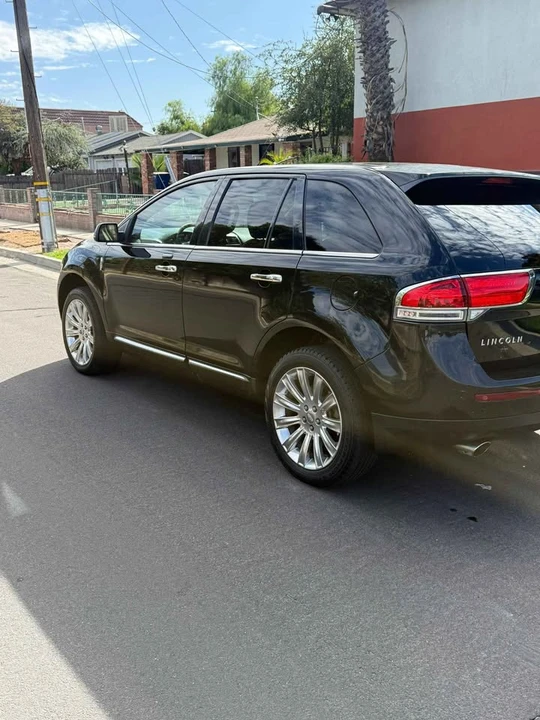 2013 Lincoln MKX - Image 5 of 7