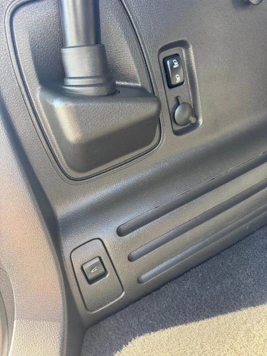 2013 Lincoln MKX - Image 17 of 19