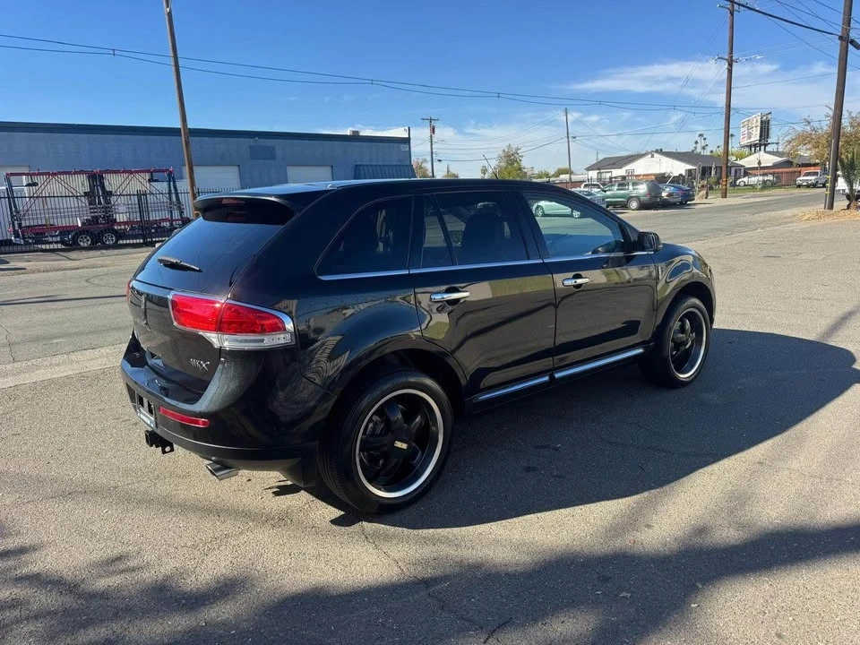2013 Lincoln MKX - Image 9 of 19