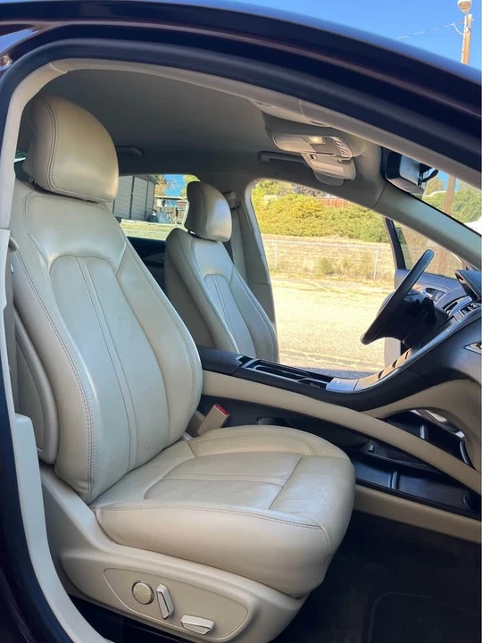 2013 Lincoln MKZ - Image 9 of 18