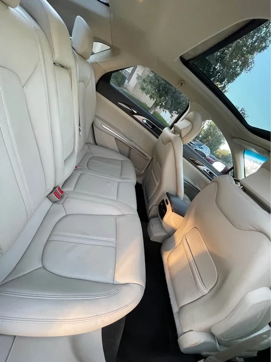 2013 Lincoln MKZ - Image 12 of 16