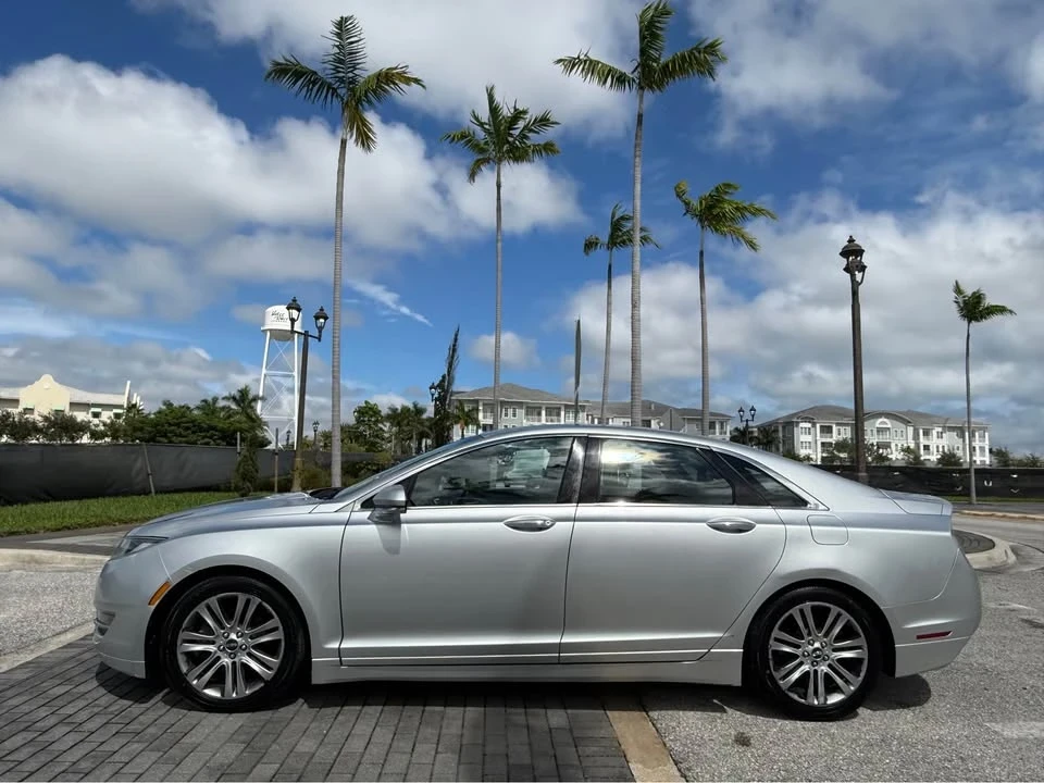 2013 Lincoln MKZ - Image 7 of 20