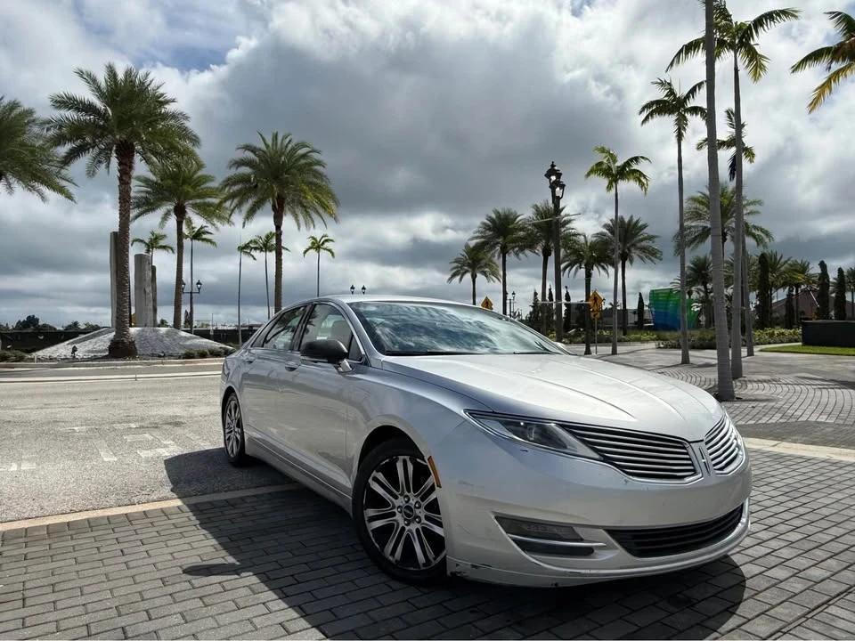 2013 Lincoln MKZ - Image 4 of 20
