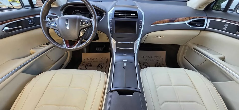 2013 Lincoln MKZ - Image 6 of 10