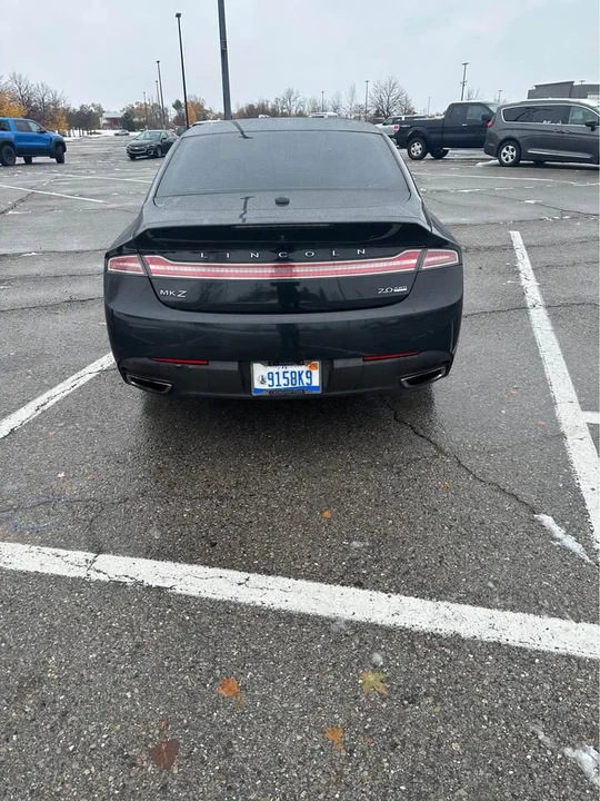 2013 Lincoln MKZ - Image 2 of 2