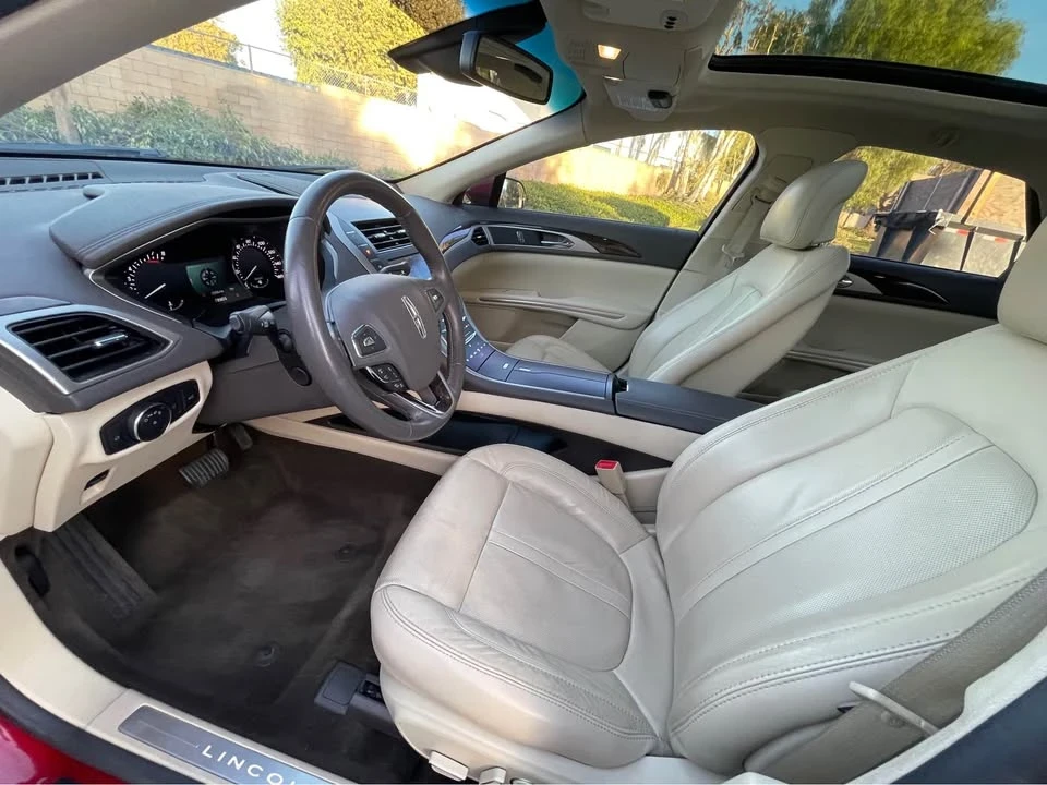 2013 Lincoln MKZ - Image 10 of 17