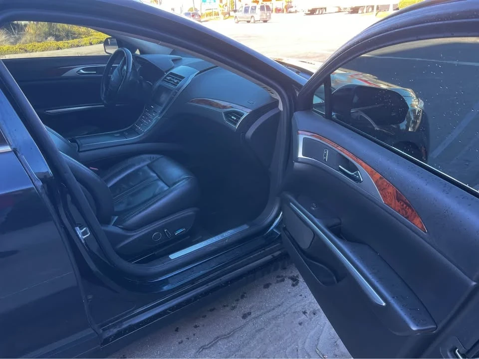 2013 Lincoln MKZ - Image 13 of 16