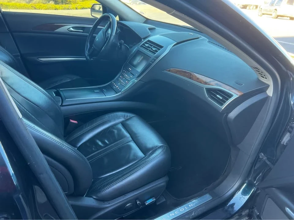 2013 Lincoln MKZ - Image 12 of 16