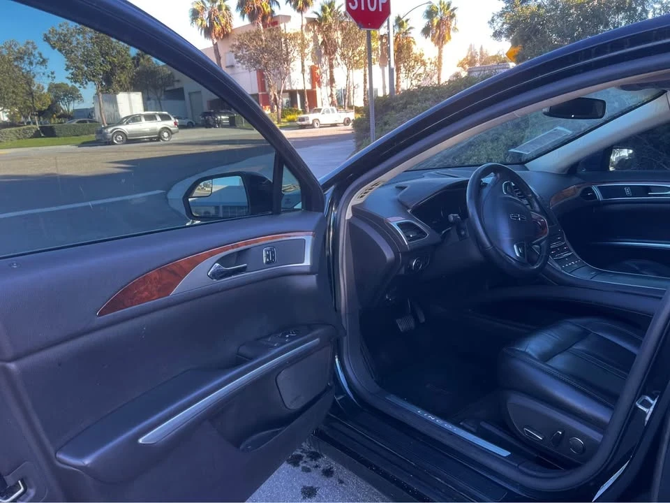 2013 Lincoln MKZ - Image 14 of 16