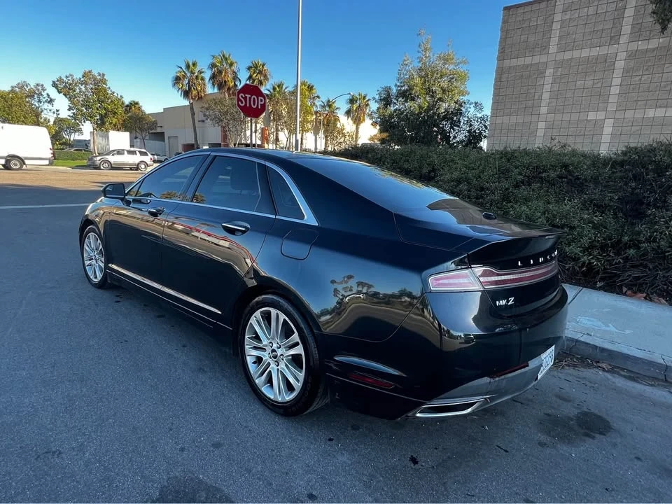 2013 Lincoln MKZ - Image 8 of 16