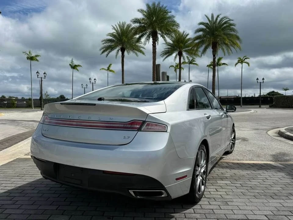 2013 Lincoln MKZ - Image 7 of 20