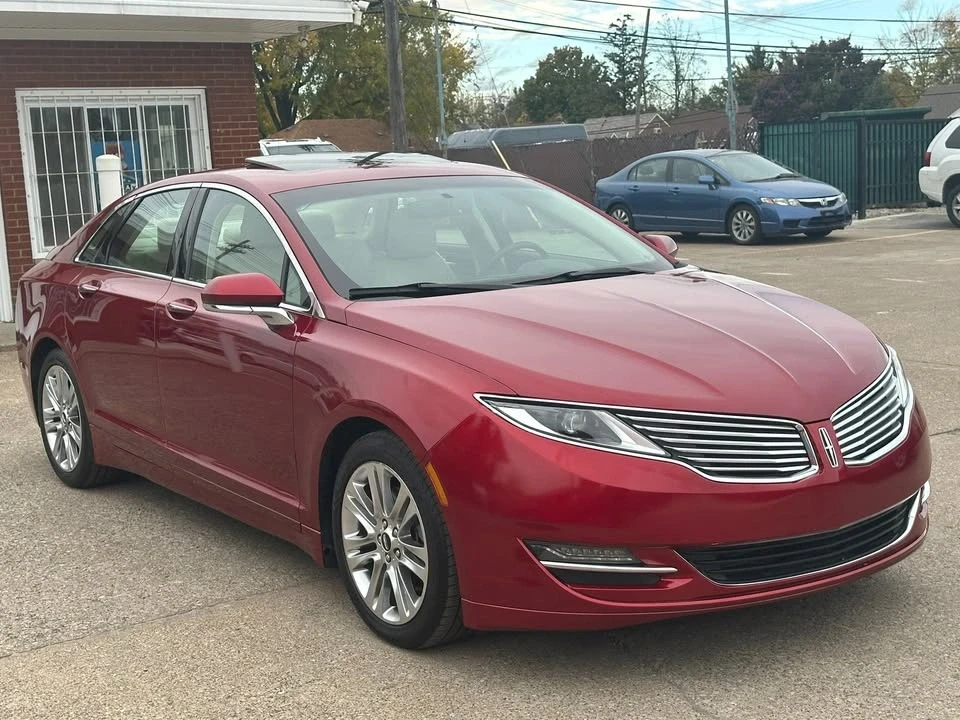 2013 Lincoln MKZ - Image 8 of 20