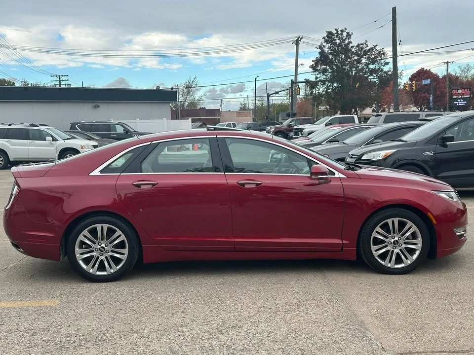 2013 Lincoln MKZ - Image 7 of 20