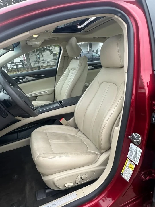 2013 Lincoln MKZ - Image 11 of 20