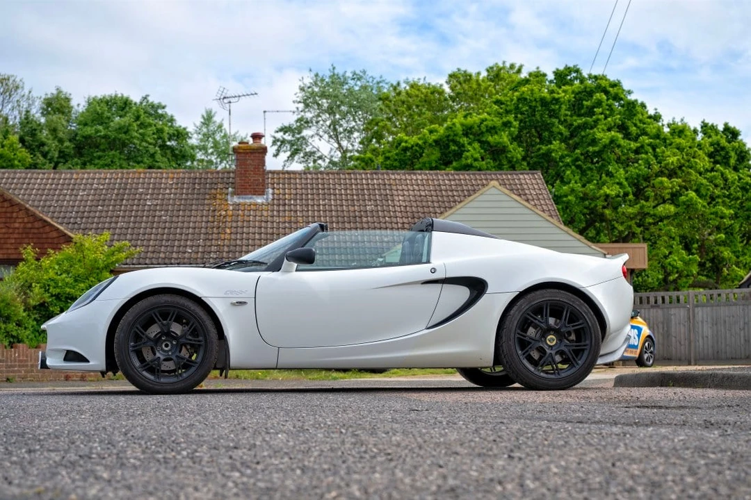 2013 Lotus Elise Series 3 - Image 3 of 30