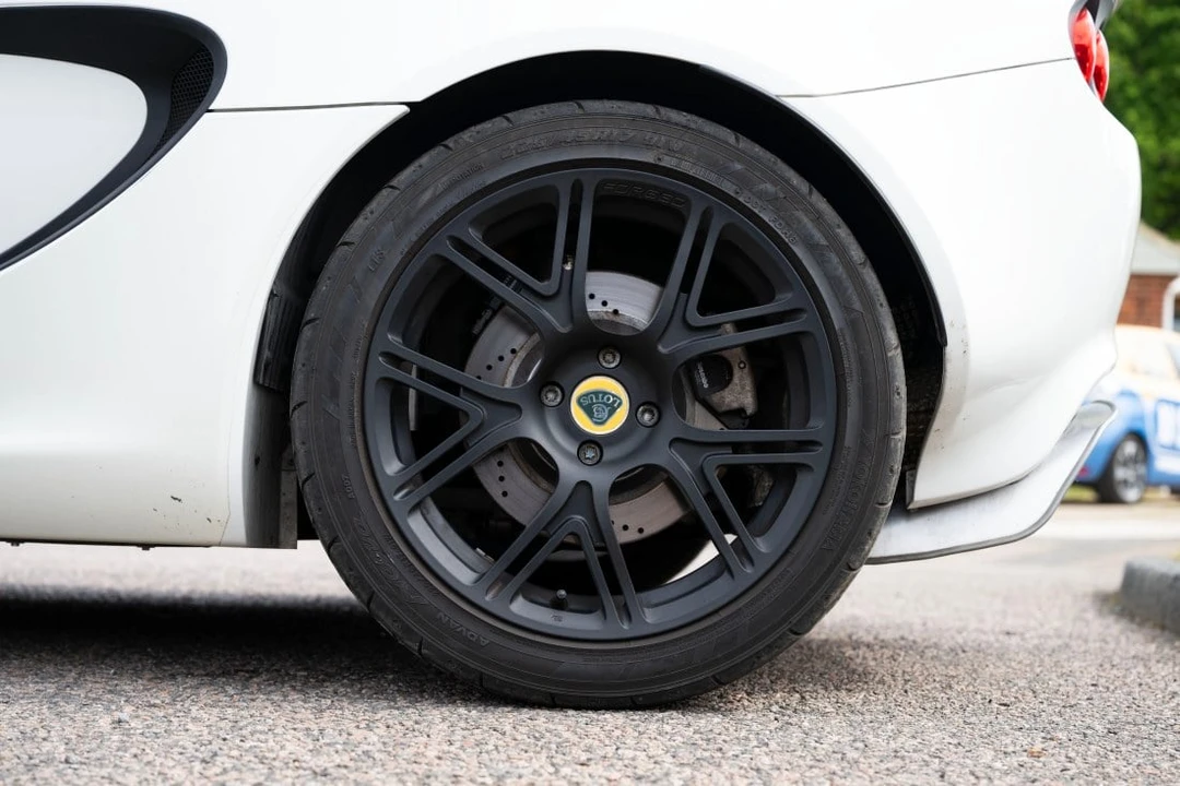 2013 Lotus Elise Series 3 - Image 28 of 30